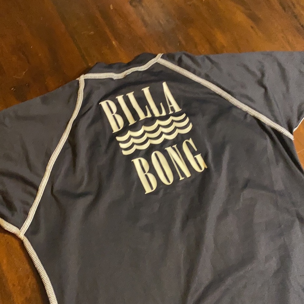 BILLABONG LONG SLEEVE RASH GUARD💘 - Picture 9 of 11